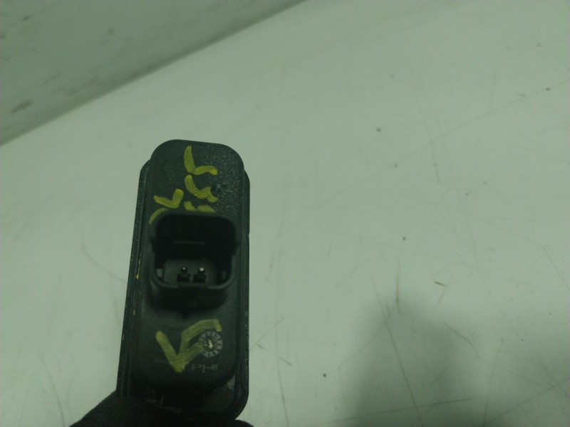 Recambio de maneta porton para renault zoe referencia OEM IAM   