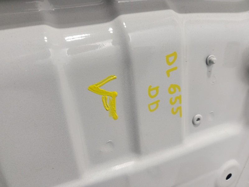 Recambio de puerta delantera derecha para renault zoe referencia OEM IAM   