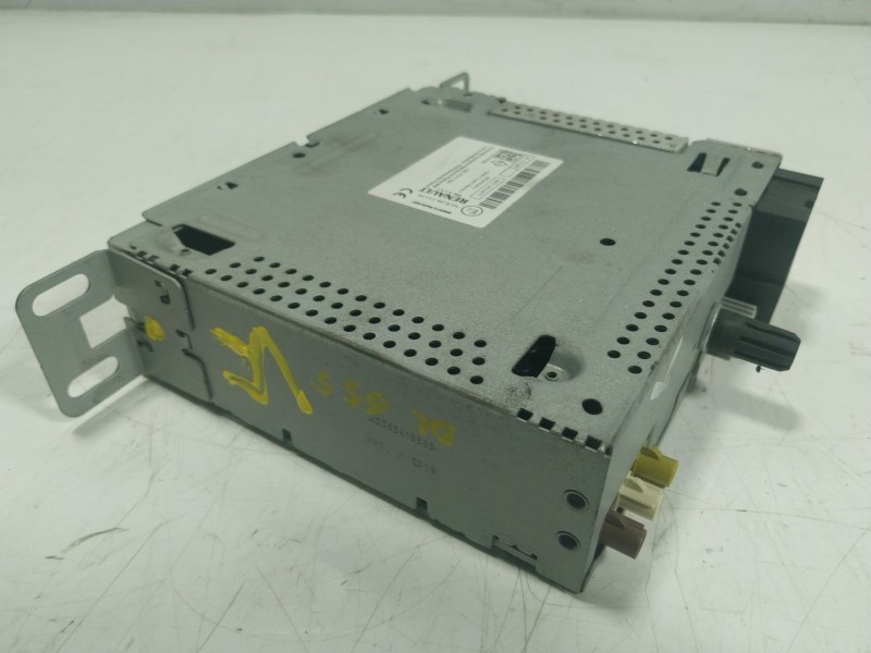 Recambio de sistema audio / radio cd para renault zoe referencia OEM IAM  281151536R 