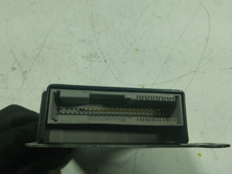 Recambio de centralita airbag para renault zoe referencia OEM IAM  985104074R 