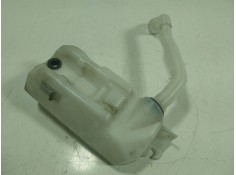 Recambio de deposito limpia para renault zoe referencia OEM IAM  289105725R  2