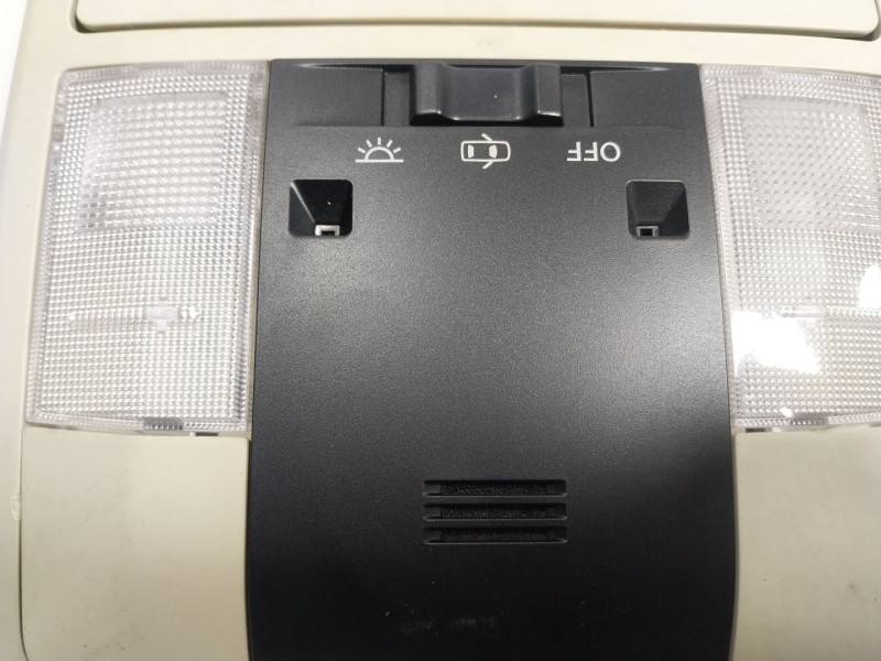 Recambio de piloto interior para lexus ct 1.8 16v cat (híbrido) referencia OEM IAM  BA614033G 