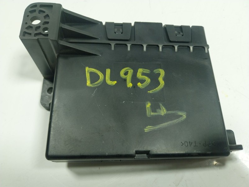 Recambio de modulo electronico para lexus ct 1.8 16v cat (híbrido) referencia OEM IAM  8865076340 