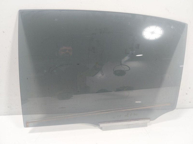 Recambio de cristal puerta trasero izquierdo para citroën c-zero seduction referencia OEM IAM   