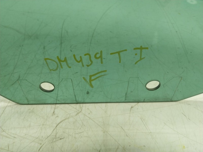 Recambio de cristal puerta trasero izquierdo para seat ateca (kh7) fr go referencia OEM IAM 575845025A  