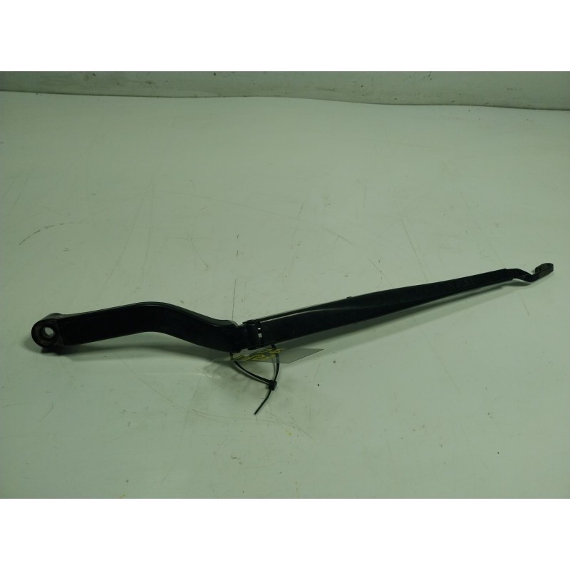 Recambio de brazo limpia delantero izquierdo para lexus ct 1.8 16v cat (híbrido) referencia OEM IAM   