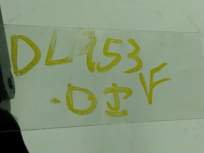 Recambio de brazo limpia delantero izquierdo para lexus ct 1.8 16v cat (híbrido) referencia OEM IAM   