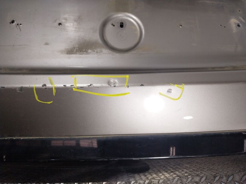 Recambio de paragolpes trasero para bmw i3 (i01) 125 kw referencia OEM IAM 51127370581  