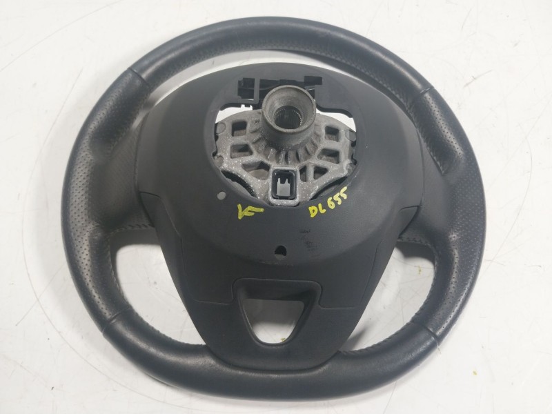 Recambio de volante para renault zoe referencia OEM IAM  484005406R 
