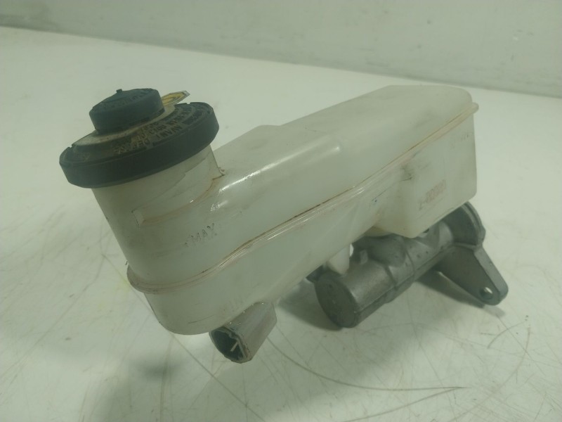 Recambio de bomba freno para toyota hilux referencia OEM IAM 472010K580  