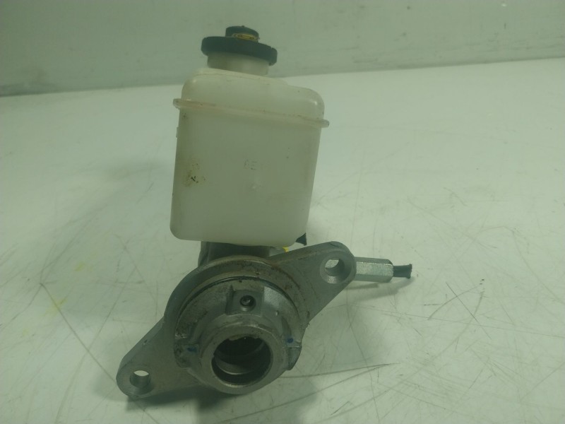Recambio de bomba freno para toyota hilux referencia OEM IAM 472010K580  