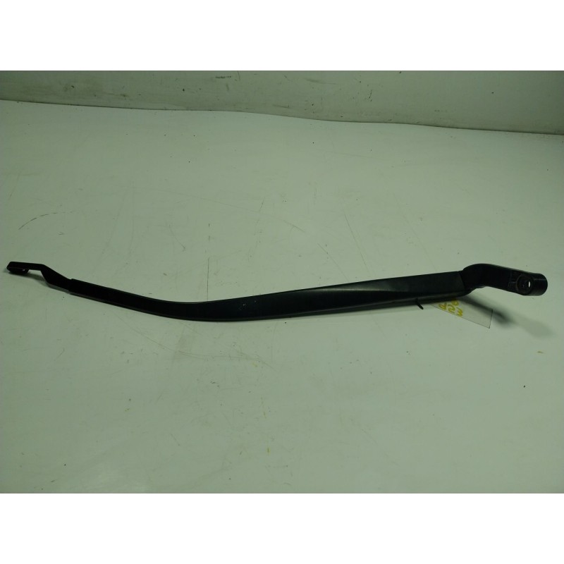 Recambio de brazo limpia delantero derecho para lexus ct 1.8 16v cat (híbrido) referencia OEM IAM   