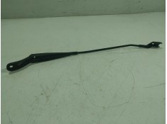 Recambio de brazo limpia delantero izquierdo para renault zoe referencia OEM IAM    2