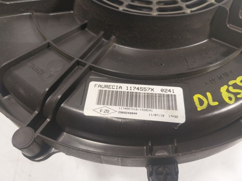 Recambio de motor calefaccion para renault zoe referencia OEM IAM  290924004R 