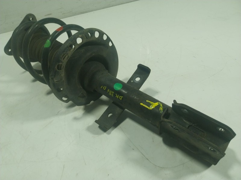 Recambio de amortiguador delantero izquierdo para renault zoe 68 kw referencia OEM IAM  543027411R 