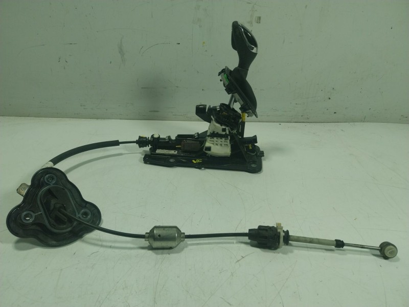 Recambio de palanca cambio para renault zoe referencia OEM IAM  341040598R 