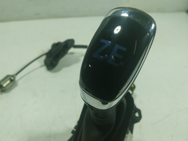 Recambio de palanca cambio para renault zoe referencia OEM IAM  341040598R 