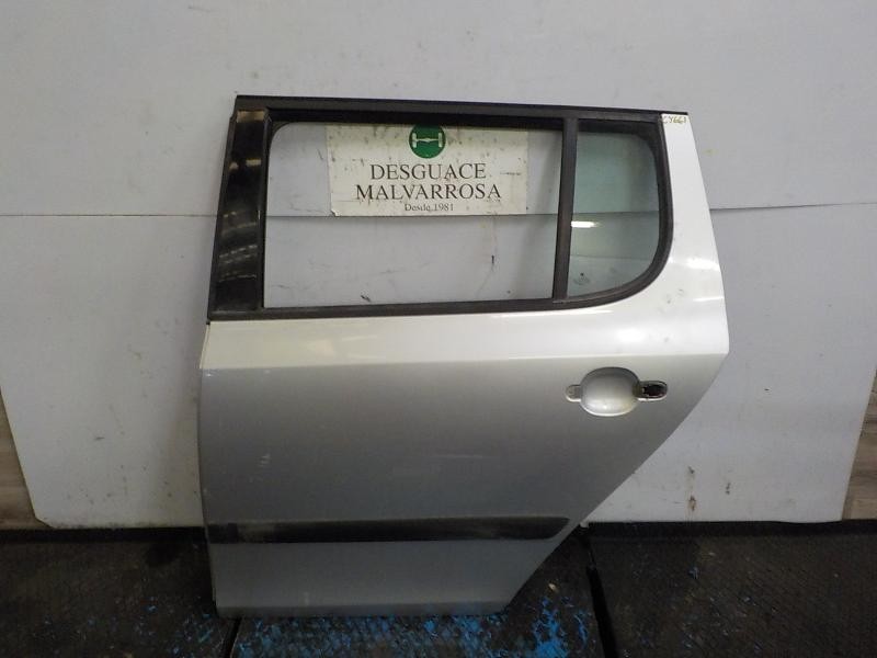 Recambio de puerta trasera izquierda para skoda fabia (5j2 ) spirit referencia OEM IAM 5J6833055  