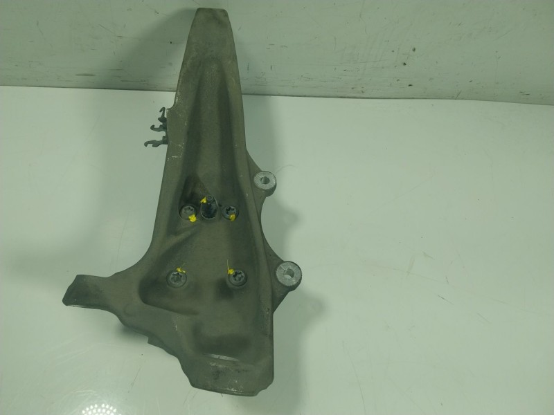 Recambio de mangueta delantera derecha para bmw serie 5 lim. (f10) 3.0 turbodiesel referencia OEM IAM   