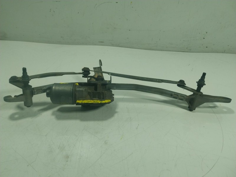 Recambio de motor limpia delantero para bmw serie 5 lim. (f10) 3.0 turbodiesel referencia OEM IAM  7305561 