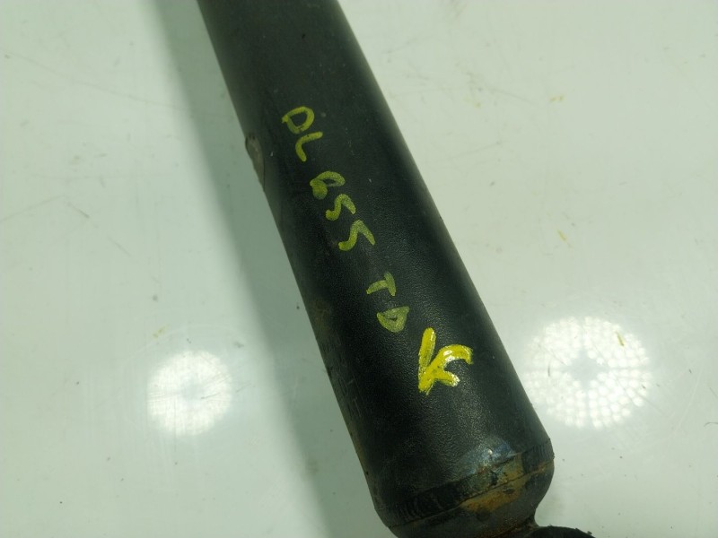 Recambio de amortiguador trasero derecho para renault zoe referencia OEM IAM  562108289R 