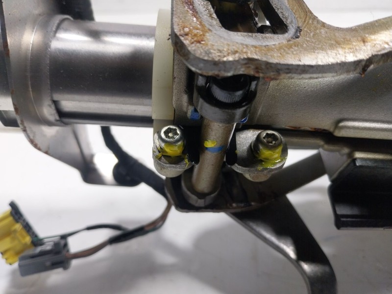 Recambio de columna direccion para renault zoe referencia OEM IAM  488103776R 