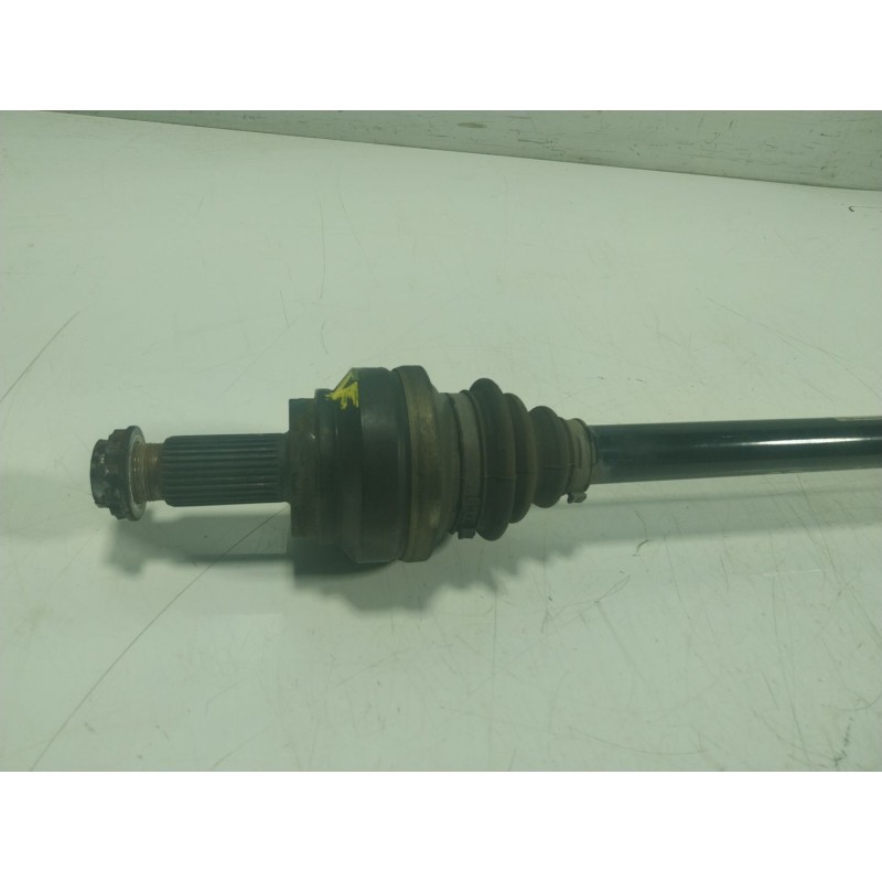 Recambio de transmision trasera izquierda para bmw serie 5 lim. (f10) 3.0 turbodiesel referencia OEM IAM  7581021AI 