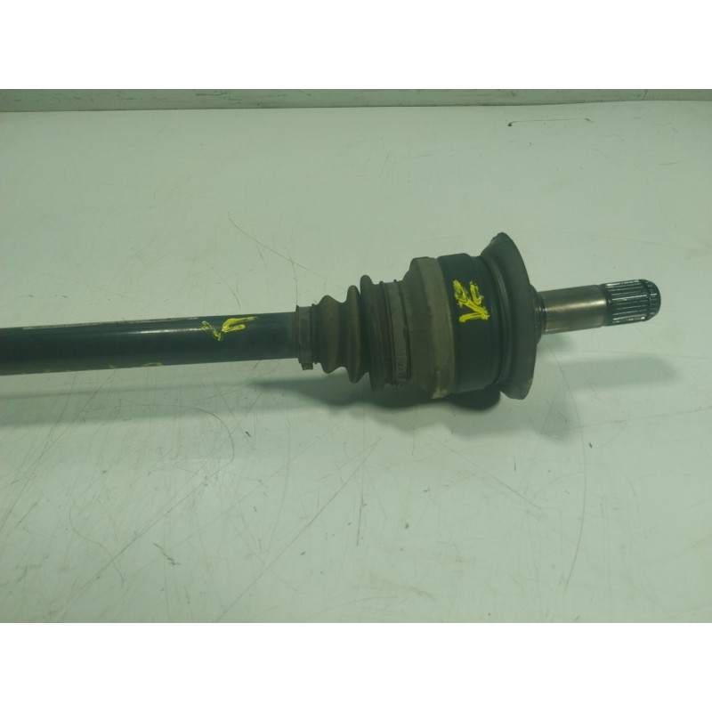 Recambio de transmision trasera izquierda para bmw serie 5 lim. (f10) 3.0 turbodiesel referencia OEM IAM  7581021AI 