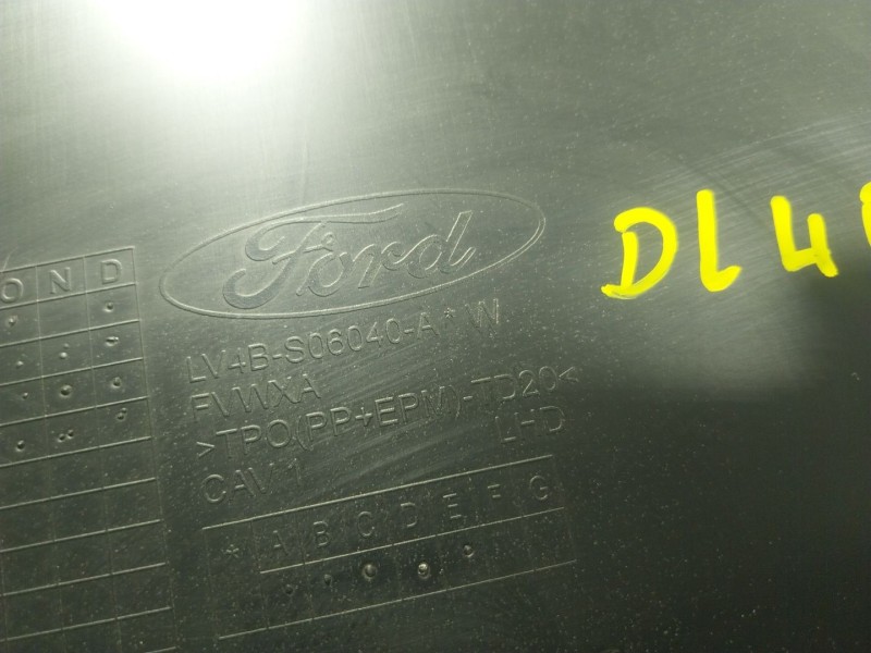 Recambio de guantera para ford kuga st-line x plug-in hybrid referencia OEM IAM  LV4BS06040A 