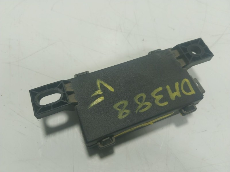 Recambio de modulo electronico para land rover range rover sport 3.6 td v8 referencia OEM IAM  YWY000120 