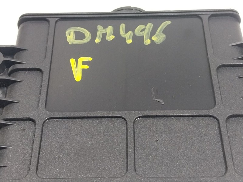 Recambio de modulo electronico para porsche panamera 3.0 v6 tdi cat referencia OEM IAM  0C8927749 