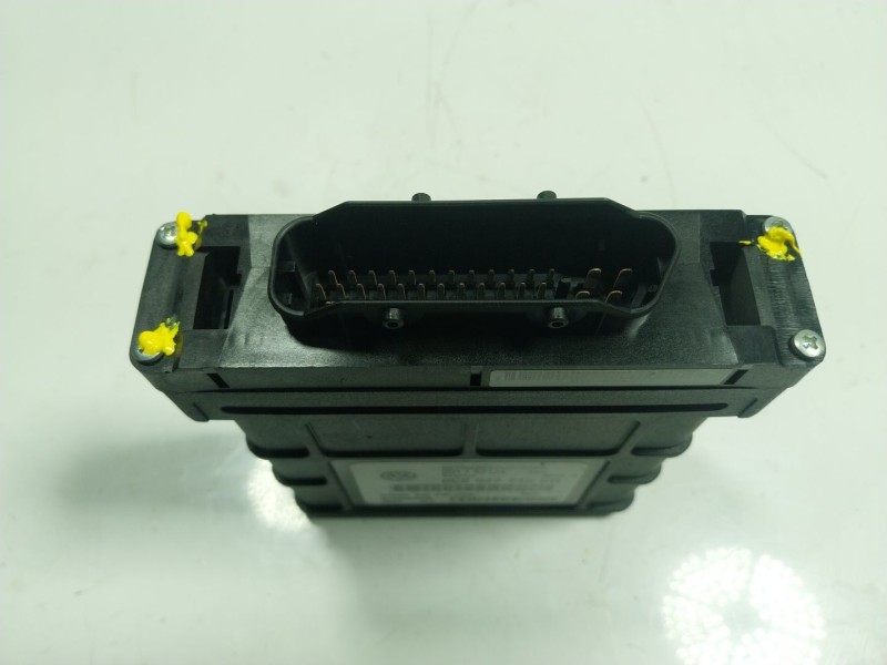 Recambio de modulo electronico para porsche panamera 3.0 v6 tdi cat referencia OEM IAM  0C8927749 