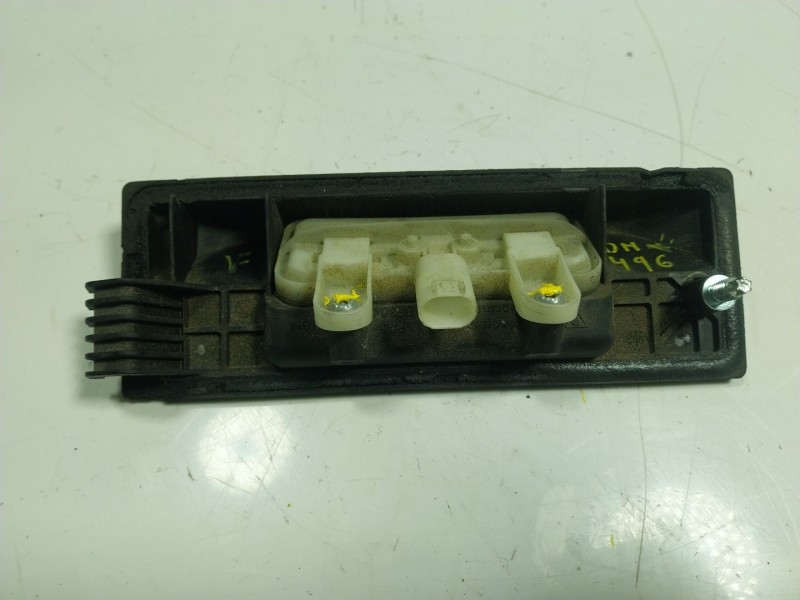 Recambio de maneta porton para porsche panamera 3.0 v6 tdi cat referencia OEM IAM   