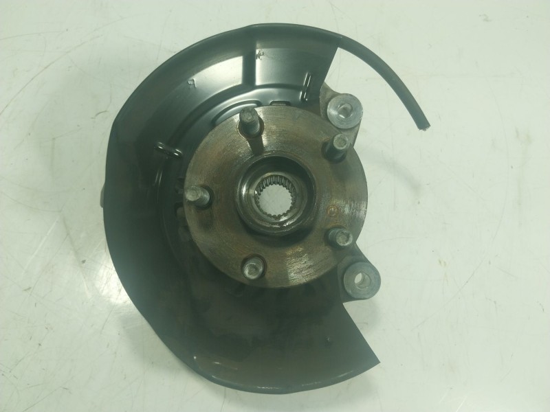 Recambio de mangueta delantera derecha para lexus ct 1.8 16v cat (híbrido) referencia OEM IAM   