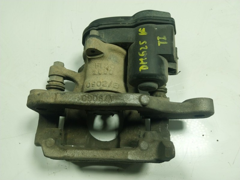 Recambio de pinza freno trasera izquierda para renault kadjar (ha_, hl_) 1.3 tce 140 referencia OEM IAM   