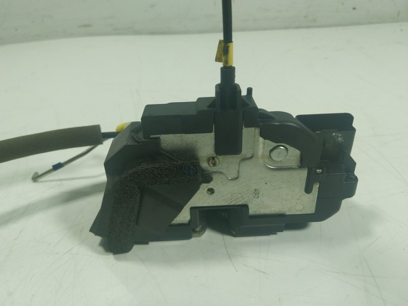 Recambio de cerradura puerta delantera izquierda para renault kadjar (ha_, hl_) 1.3 tce 140 referencia OEM IAM   