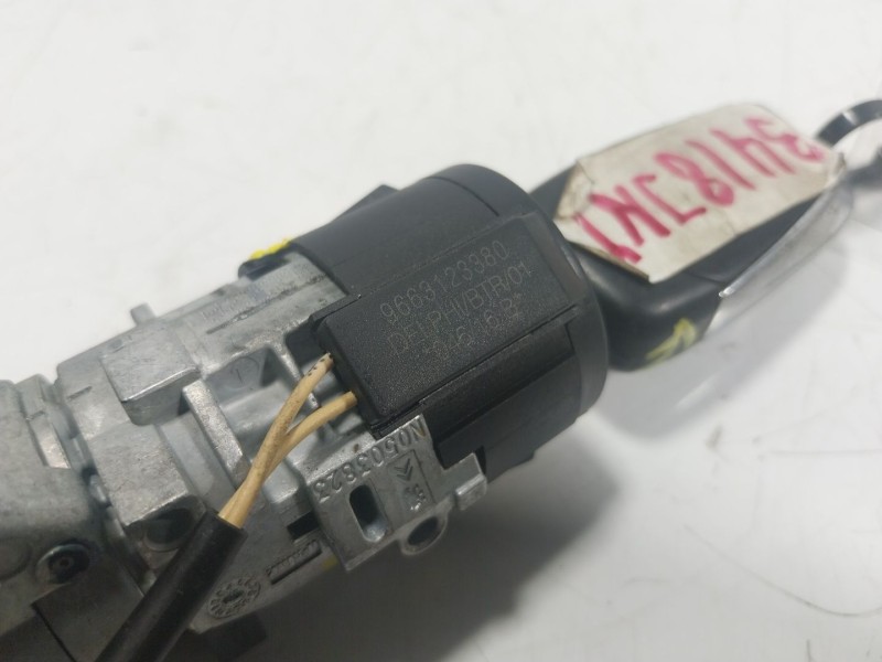 Recambio de antirrobo para citroën c4 ii (nc_) 1.2 thp 110 referencia OEM IAM  9663123380 