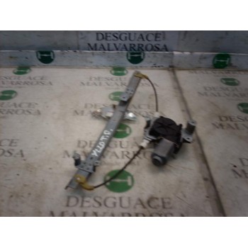 ELEVALUNAS TRASERO DERECHO 