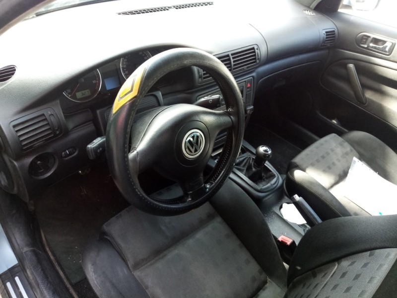 volkswagen passat berlina (3b3) del año 2001