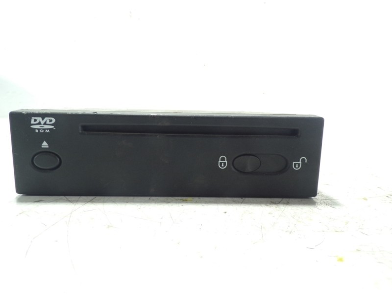 Recambio de sistema dvd para land rover range rover sport v6 td hse referencia OEM IAM YIB500070 YIB500070 