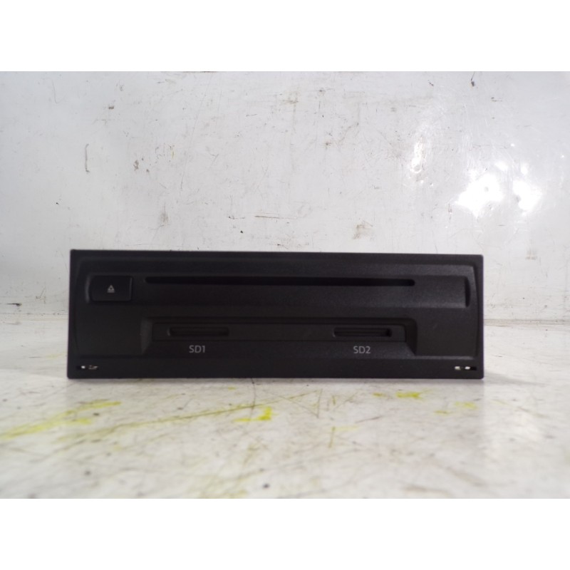 Recambio de sistema dvd para audi a3 sportback (8vf) s line edition referencia OEM IAM 81A035183D 81A035183D 