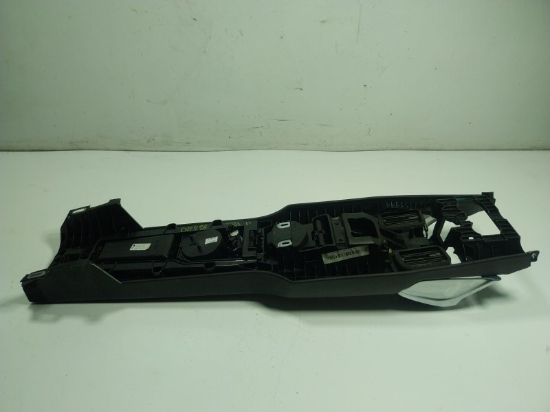 Recambio de apoyabrazos central para porsche panamera 3.0 v6 tdi cat referencia OEM IAM  970553435 