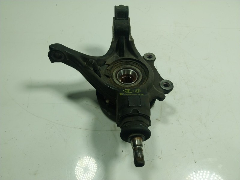 Recambio de mangueta delantera izquierda para citroën c4 ii (nc_) 1.2 thp 110 referencia OEM IAM   