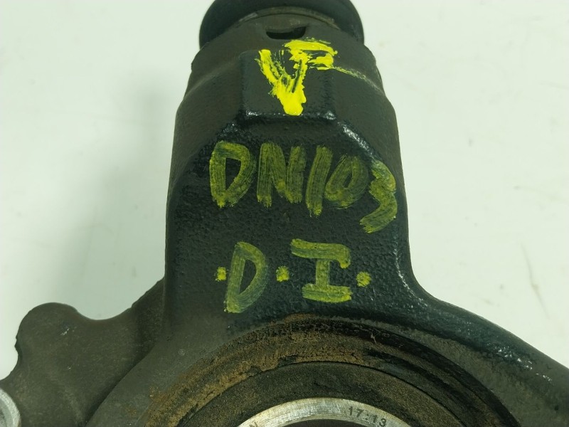 Recambio de mangueta delantera izquierda para citroën c4 ii (nc_) 1.2 thp 110 referencia OEM IAM   