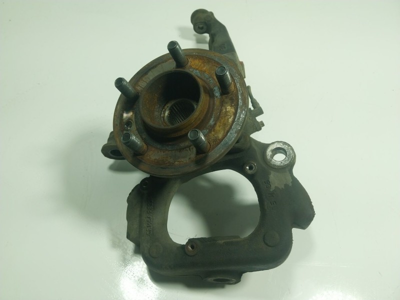 Recambio de mangueta delantera izquierda para land rover range rover sport 3.6 td v8 referencia OEM IAM   