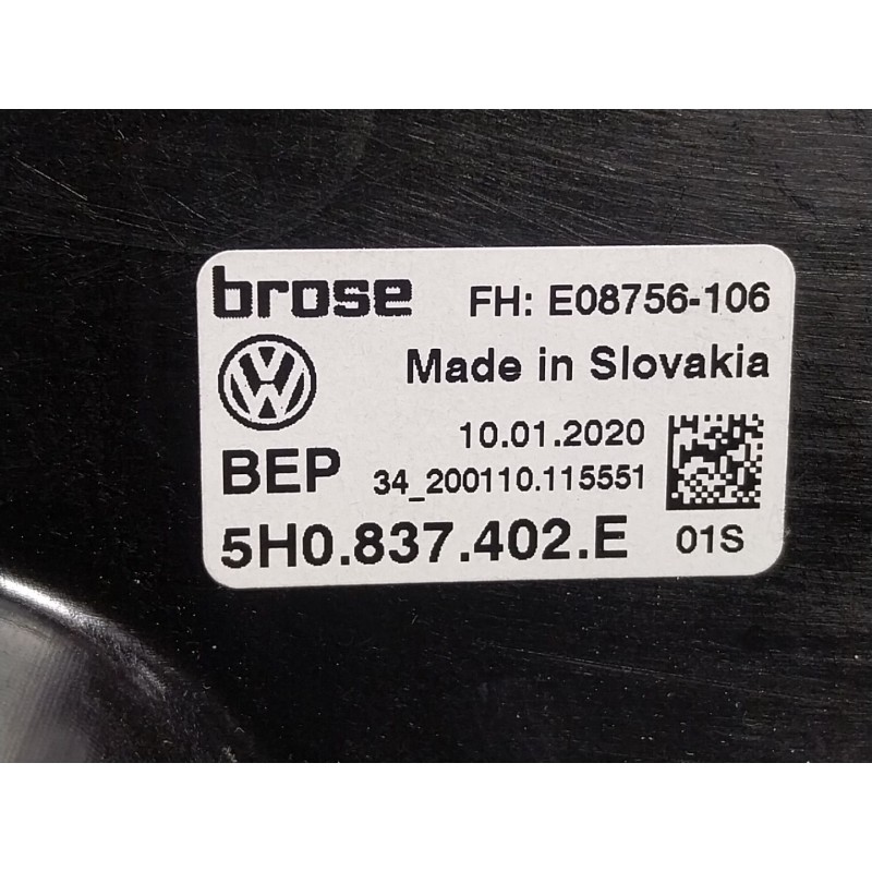 Recambio de elevalunas delantero derecho para volkswagen golf viii (cd1) 1.5 etsi referencia OEM IAM  5H0937402 