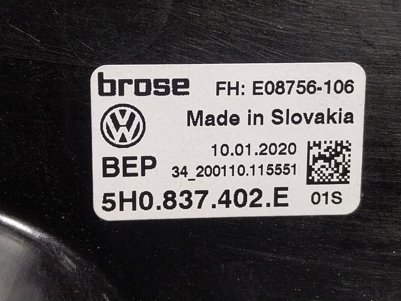 Recambio de elevalunas delantero derecho para volkswagen golf viii (cd1) 1.5 etsi referencia OEM IAM  5H0937402 