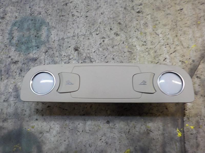 Recambio de piloto interior para audi a6 berlina (4f2) 2.0 tdi referencia OEM IAM 4L0947111B12T  