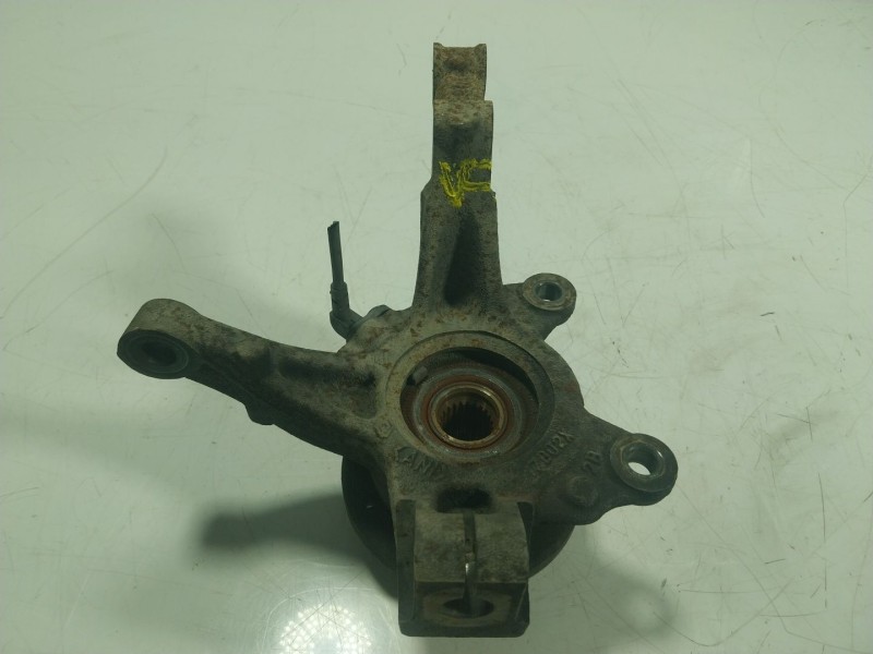 Recambio de mangueta delantera izquierda para dacia sandero 0.9 tce referencia OEM IAM   