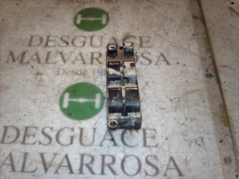 Recambio de mando elevalunas delantero izquierdo para nissan primera berlina (p12) visia referencia OEM IAM   